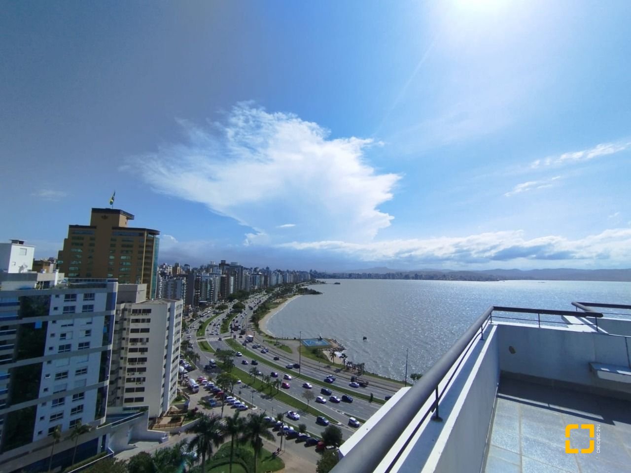 Apartamento com 56m², 1 quarto, 1 garagem, no bairro Agronômica em Florianópolis