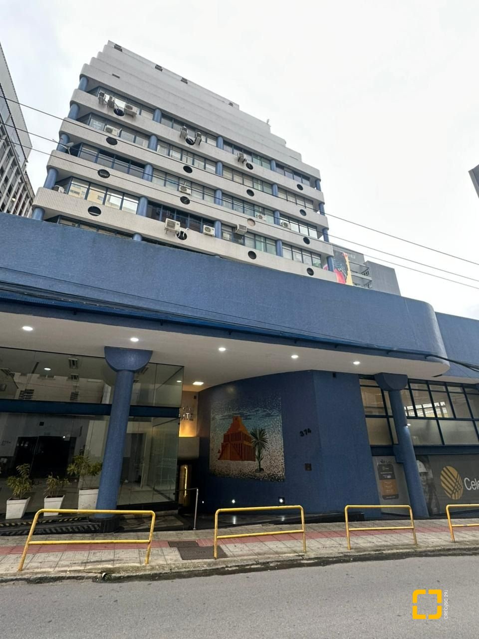 Sala com 50m², 1 garagem, no bairro Centro em Florianópolis