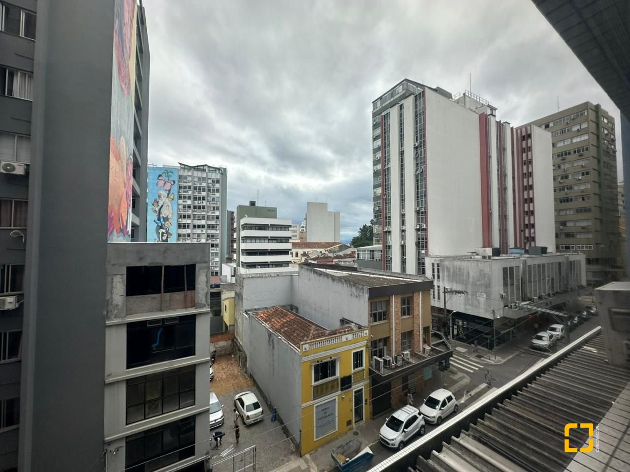 Sala com 50m², 1 garagem, no bairro Centro em Florianópolis