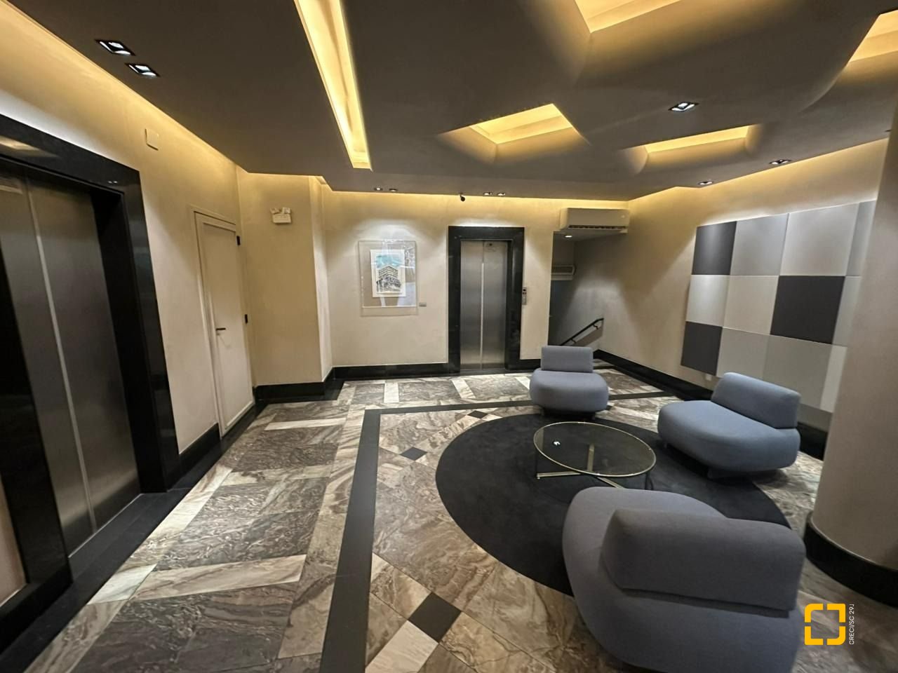 Sala com 50m², 1 garagem, no bairro Centro em Florianópolis