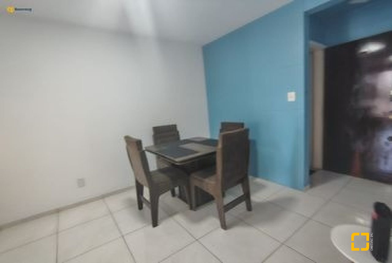 Apartamento com 59m², 2 quartos, no bairro Centro em Florianópolis