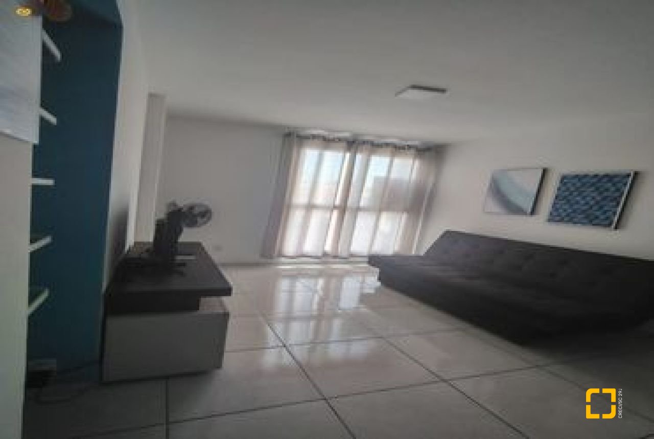 Apartamento com 59m², 2 quartos, no bairro Centro em Florianópolis