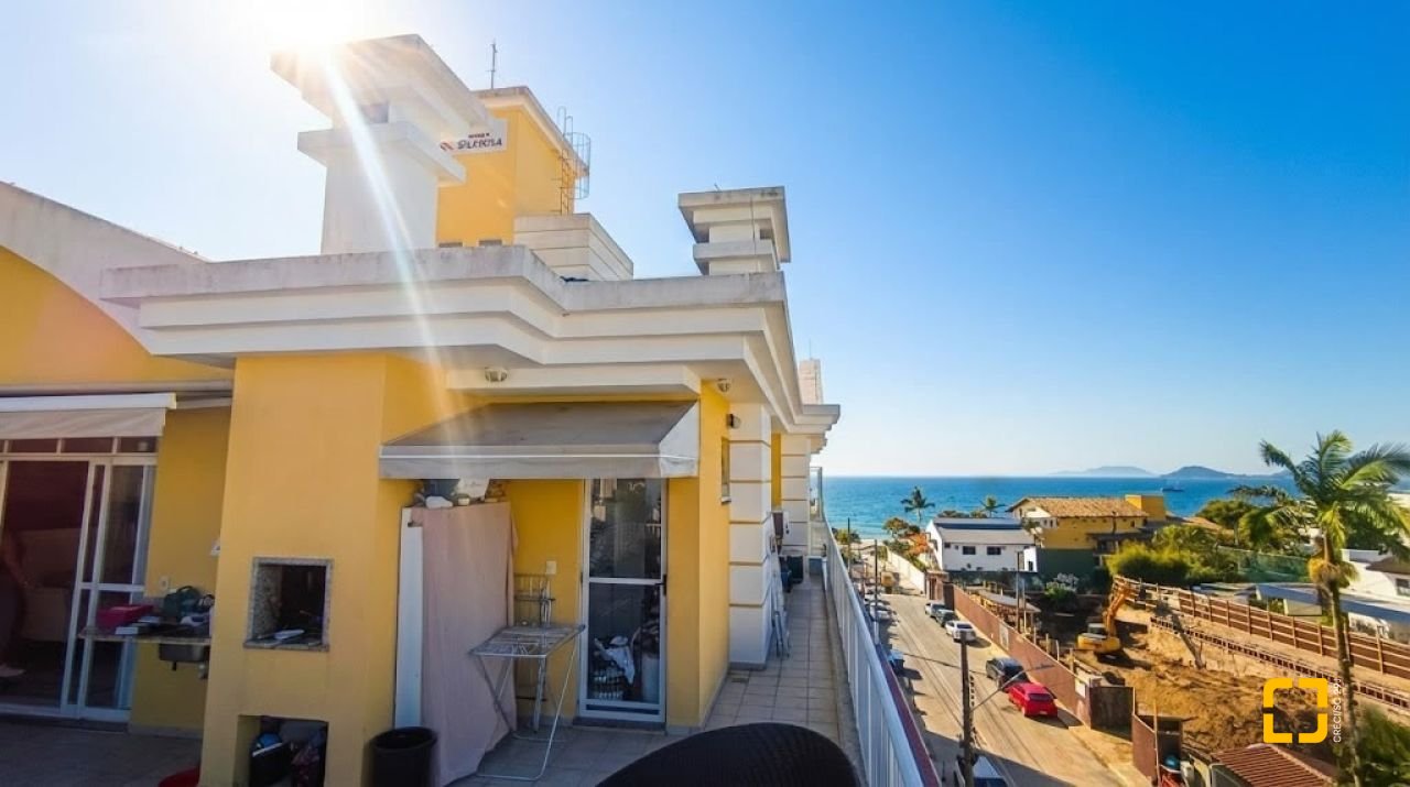 Cobertura com 154m², 3 quartos, 2 garagens, no bairro Canasvieiras em Florianópolis