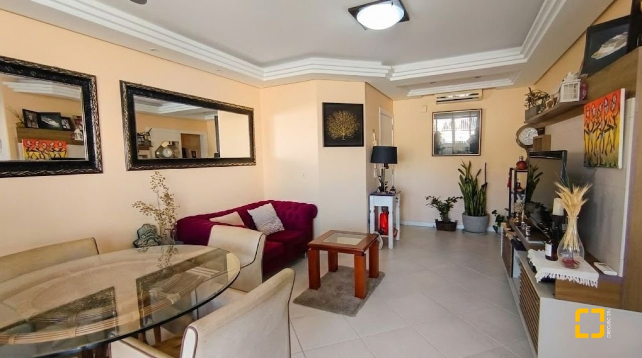 Cobertura com 154m², 3 quartos, 2 garagens, no bairro Canasvieiras em Florianópolis