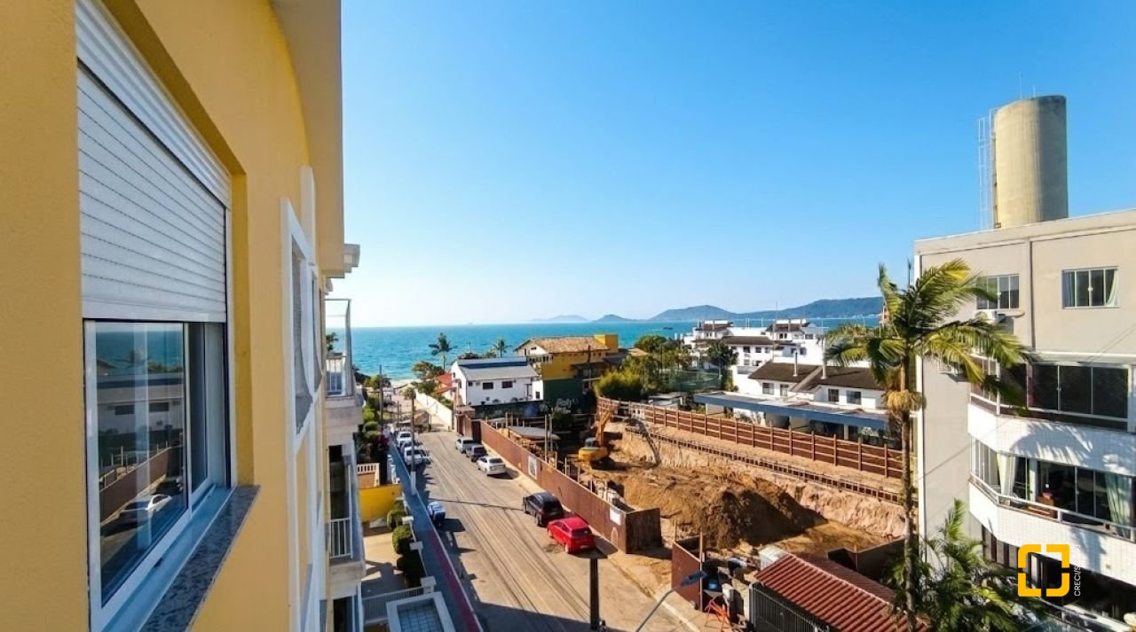 Cobertura com 154m², 3 quartos, 2 garagens, no bairro Canasvieiras em Florianópolis