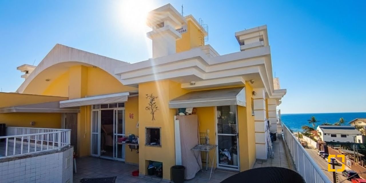 Cobertura com 154m², 3 quartos, 2 garagens, no bairro Canasvieiras em Florianópolis