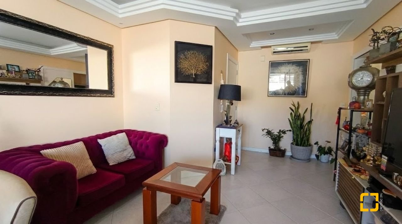 Cobertura com 154m², 3 quartos, 2 garagens, no bairro Canasvieiras em Florianópolis