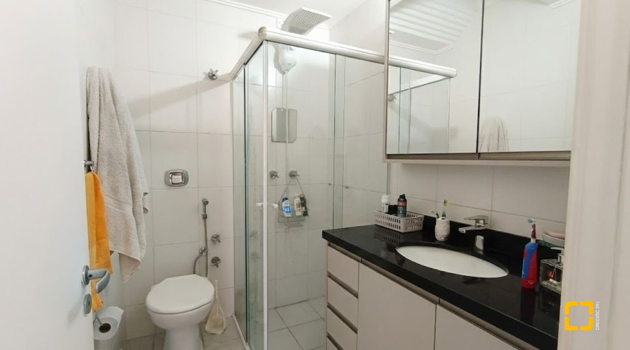 Cobertura com 154m², 3 quartos, 2 garagens, no bairro Canasvieiras em Florianópolis