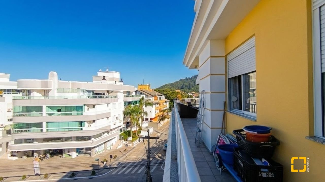 Cobertura com 154m², 3 quartos, 2 garagens, no bairro Canasvieiras em Florianópolis