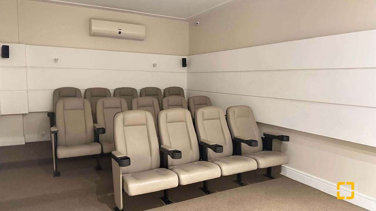 Apartamento com 68m², 4 quartos (sendo 2 suítes), 1 garagem, no bairro Trindade em Florianópolis