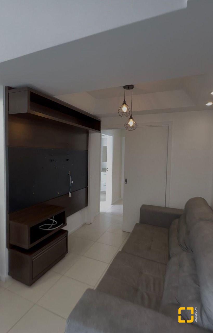 Apartamento com 68m², 4 quartos (sendo 2 suítes), 1 garagem, no bairro Trindade em Florianópolis