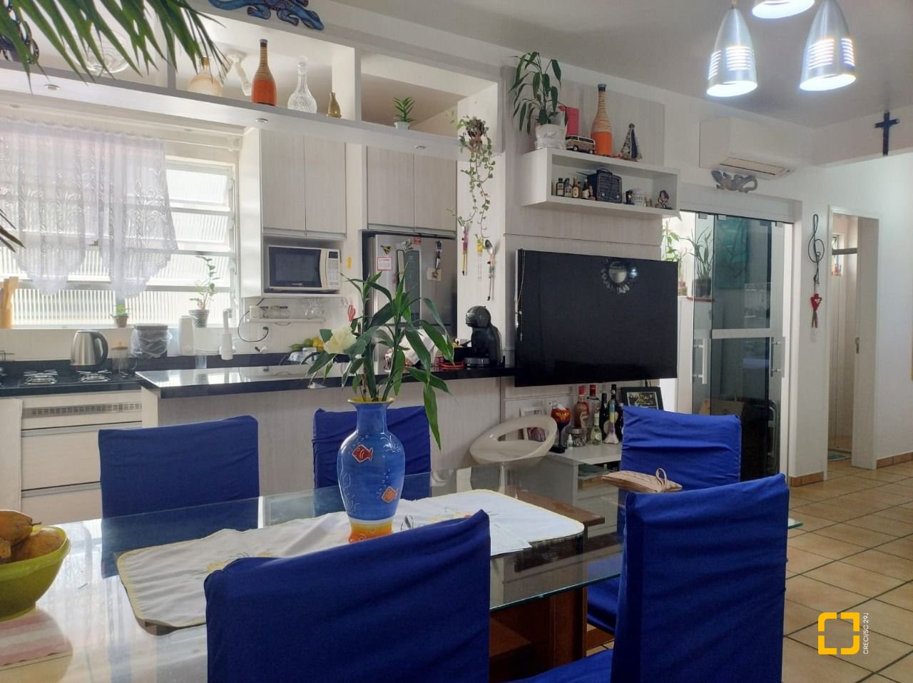 Apartamento com 79m², 2 quartos, 2 garagens, no bairro Canasvieiras em Florianópolis