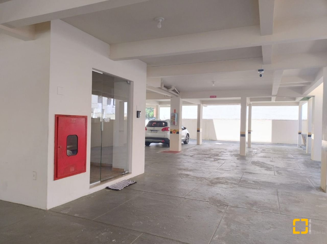 Apartamento com 79m², 2 quartos, 2 garagens, no bairro Canasvieiras em Florianópolis