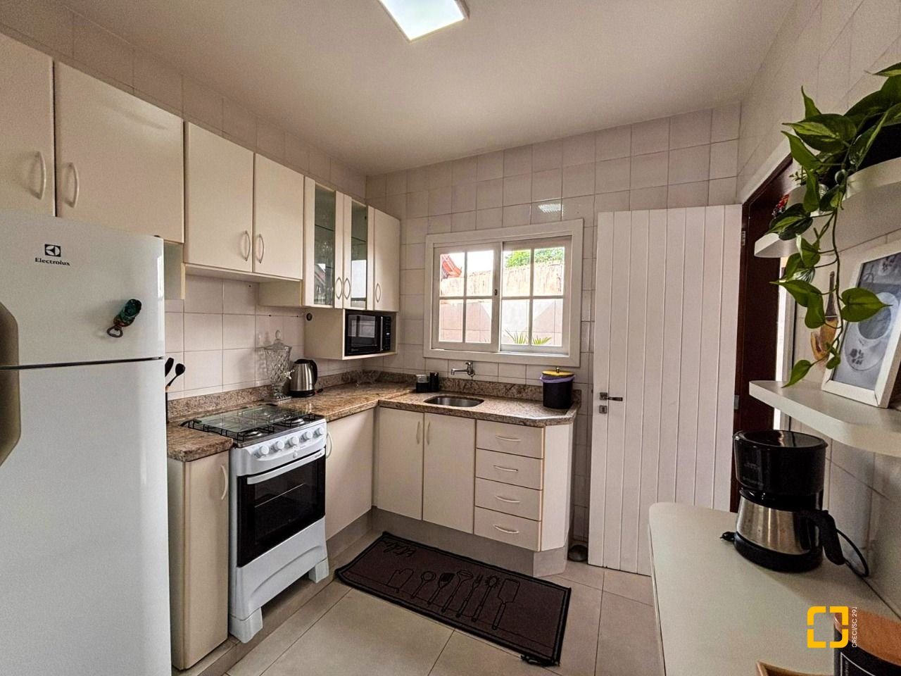 Casa com 100m², 3 quartos, 1 garagem, no bairro Ingleses em Florianópolis