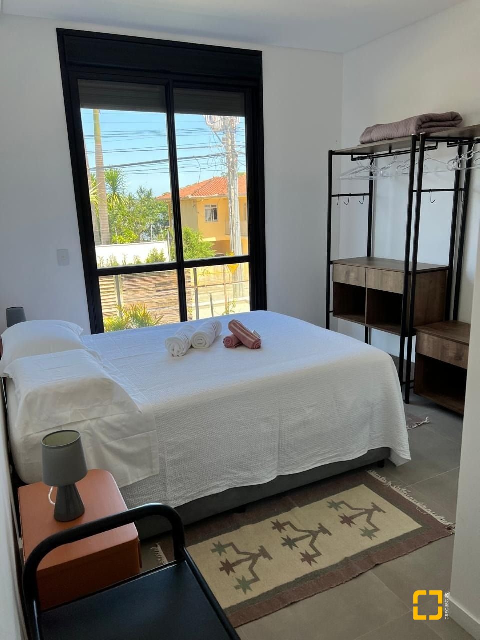 Apartamento com 103m², 3 quartos (sendo 1 suíte), 2 garagens, no bairro Lagoa da Conceição em Florianópolis