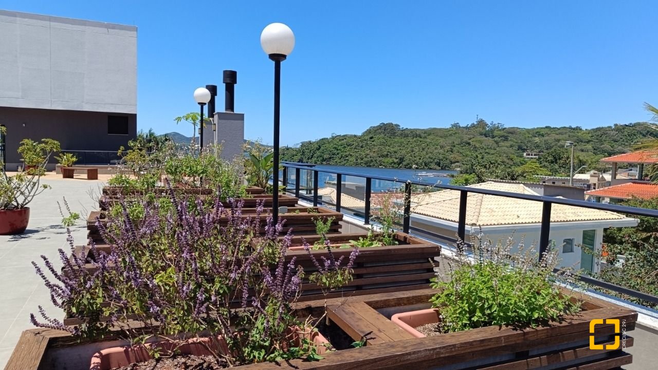 Apartamento com 103m², 3 quartos (sendo 1 suíte), 2 garagens, no bairro Lagoa da Conceição em Florianópolis