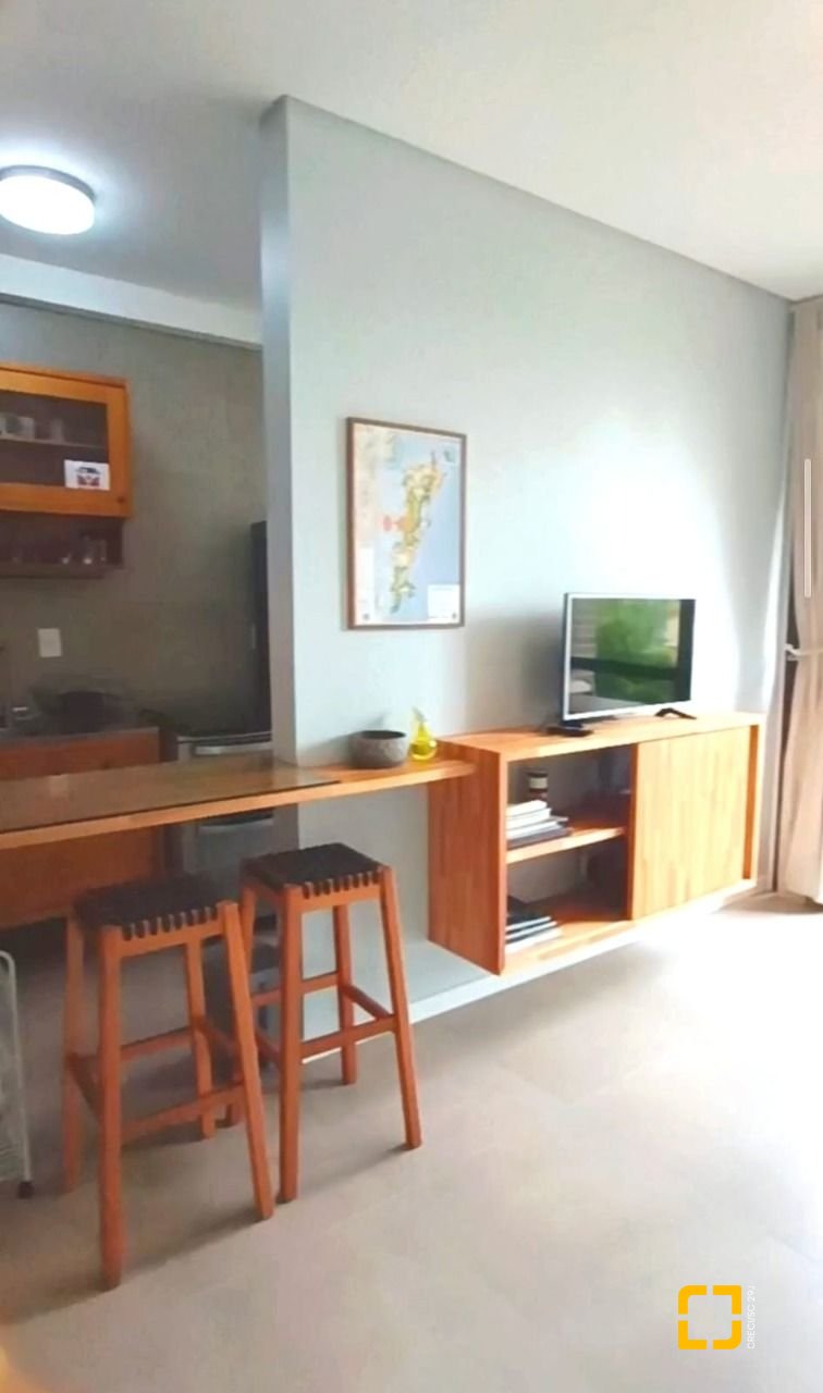Apartamento com 103m², 3 quartos (sendo 1 suíte), 2 garagens, no bairro Lagoa da Conceição em Florianópolis