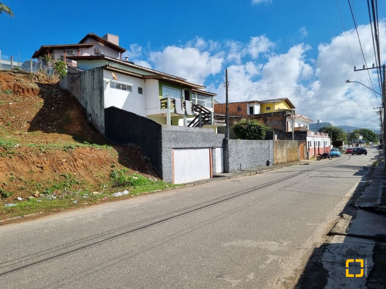 Terreno com 434m², no bairro Serraria em São José