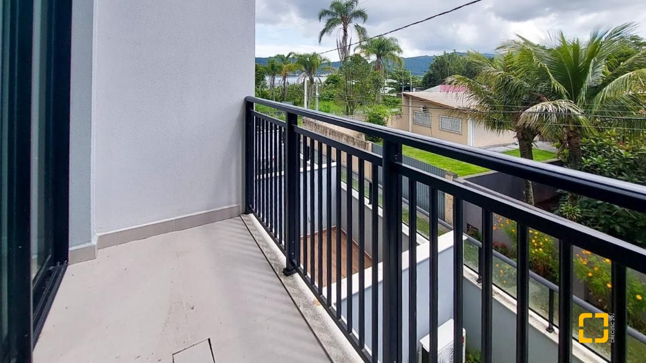 Loft com 57m², 1 quarto (sendo 1 suíte), 1 garagem, no bairro Lagoa da Conceição em Florianópolis