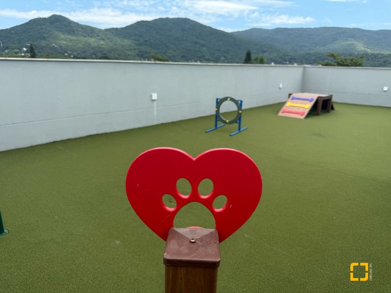 Loft com 57m², 1 quarto (sendo 1 suíte), 1 garagem, no bairro Lagoa da Conceição em Florianópolis