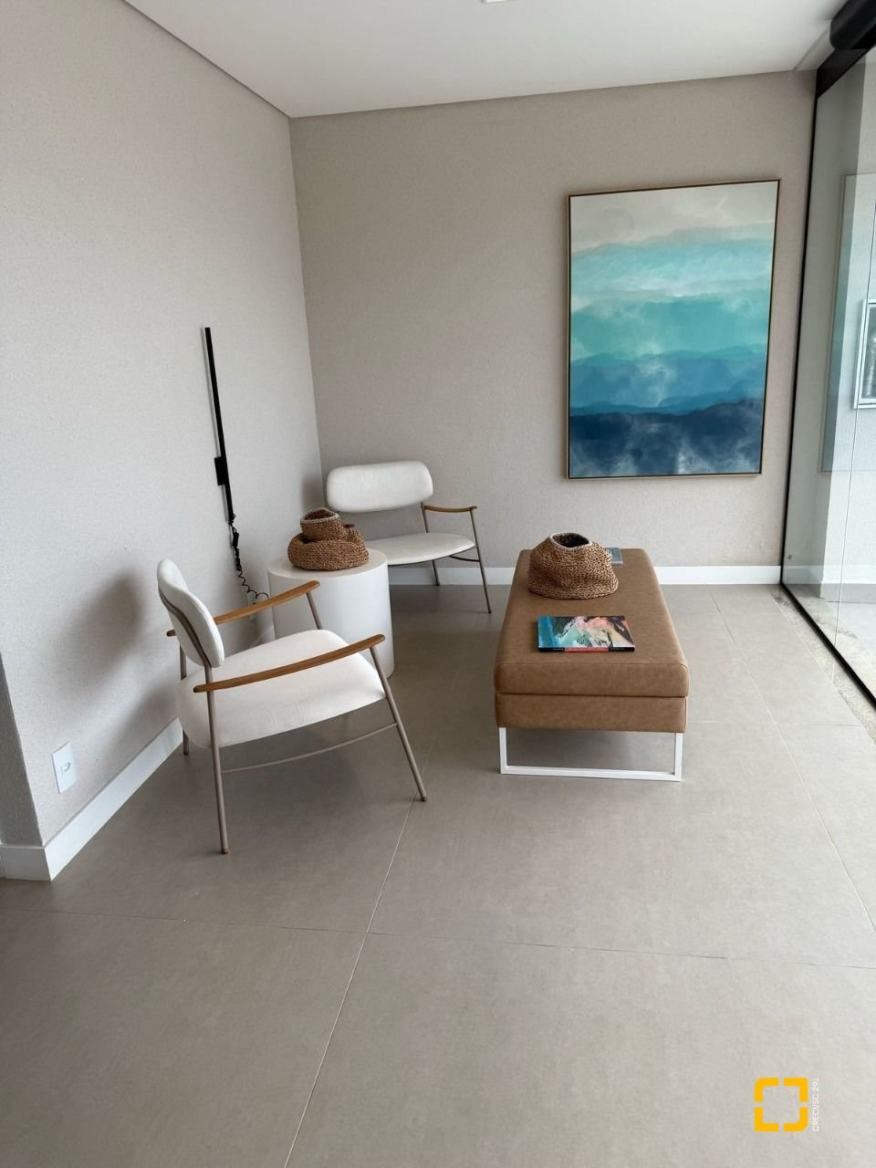 Loft com 57m², 1 quarto (sendo 1 suíte), 1 garagem, no bairro Lagoa da Conceição em Florianópolis