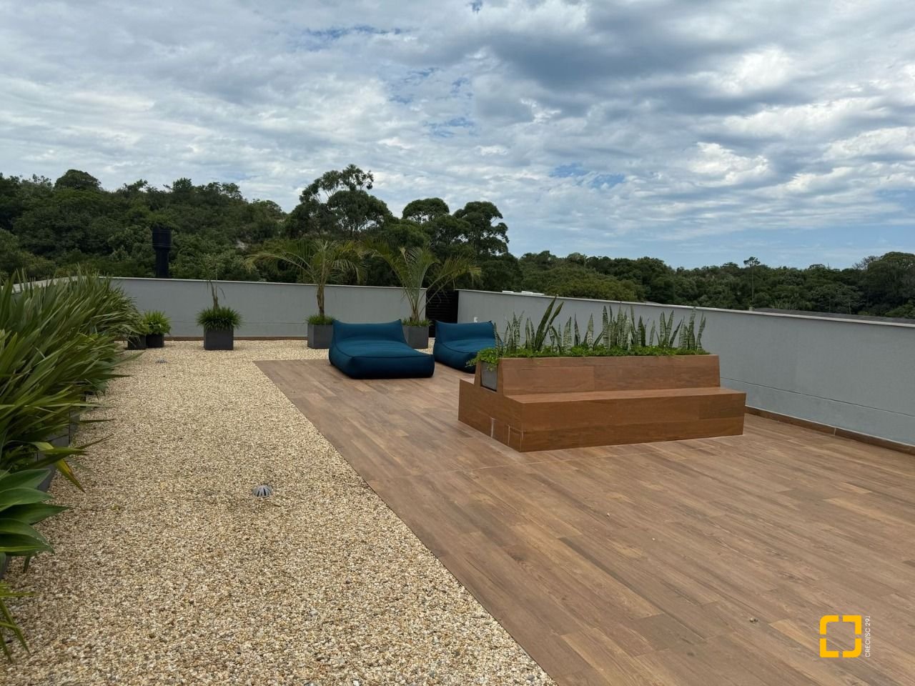 Loft com 57m², 1 quarto (sendo 1 suíte), 1 garagem, no bairro Lagoa da Conceição em Florianópolis