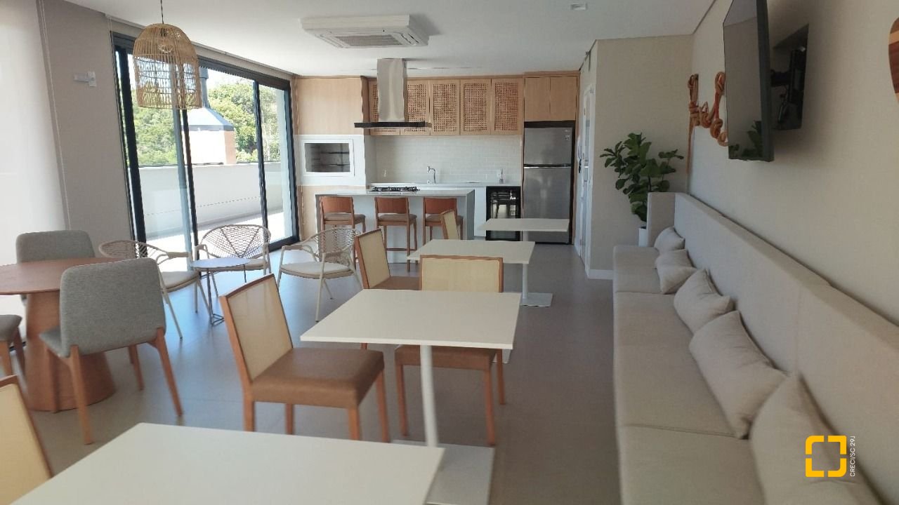 Loft com 57m², 1 quarto (sendo 1 suíte), 1 garagem, no bairro Lagoa da Conceição em Florianópolis