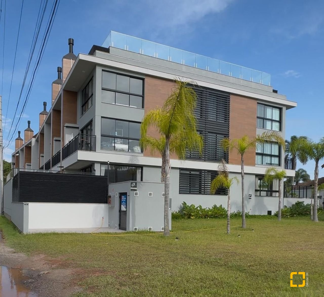 Loft com 57m², 1 quarto (sendo 1 suíte), 1 garagem, no bairro Lagoa da Conceição em Florianópolis