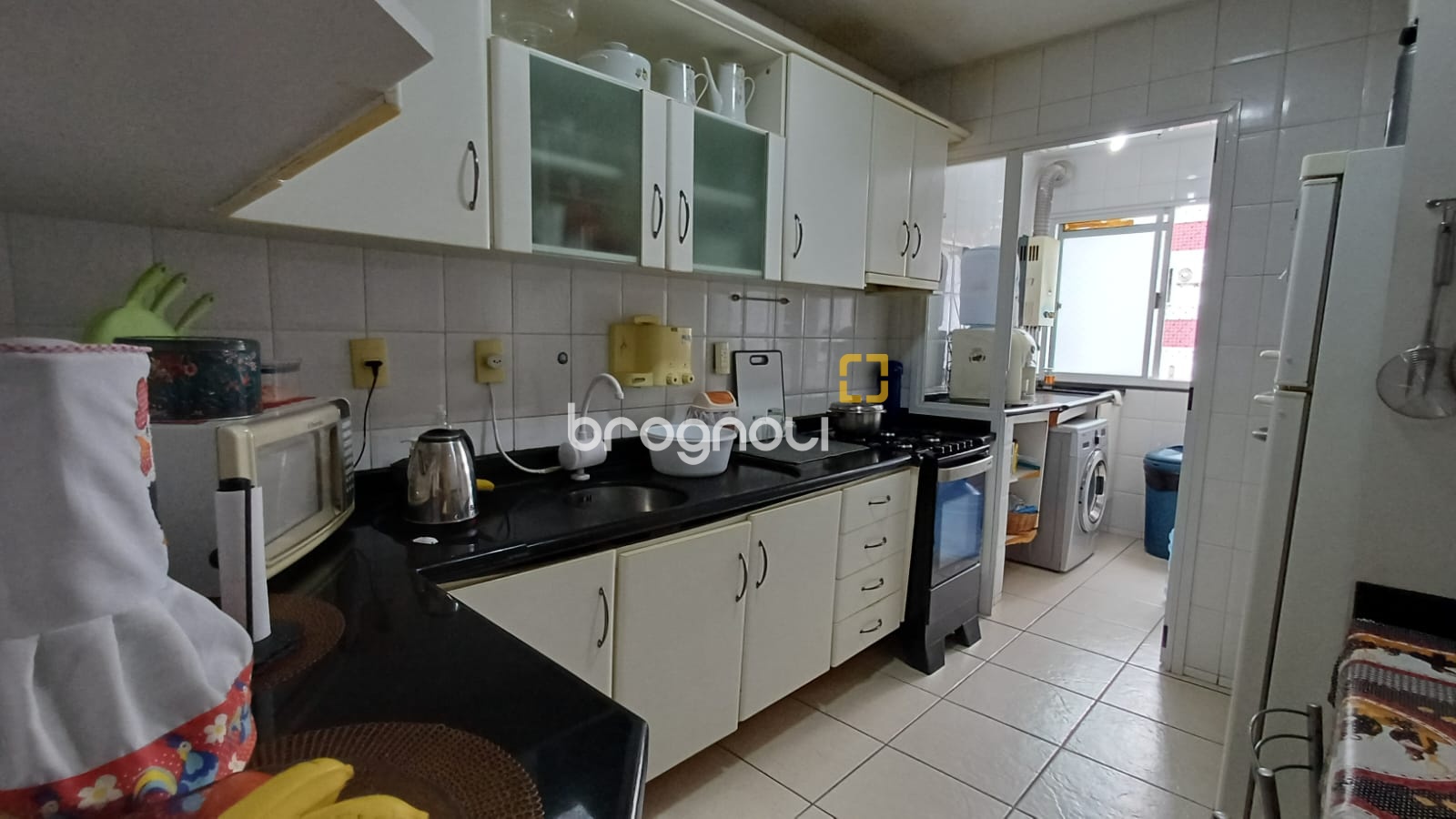 Apartamento com 86m², 3 quartos (sendo 1 suíte), 1 garagem, no bairro Florianopolis em Florianópolis