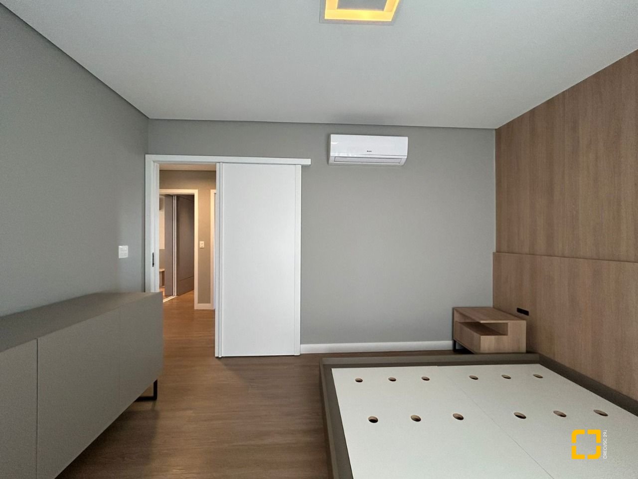 Cobertura com 289m², 3 quartos (sendo 3 suítes), 4 garagens, no bairro Estreito em Florianópolis