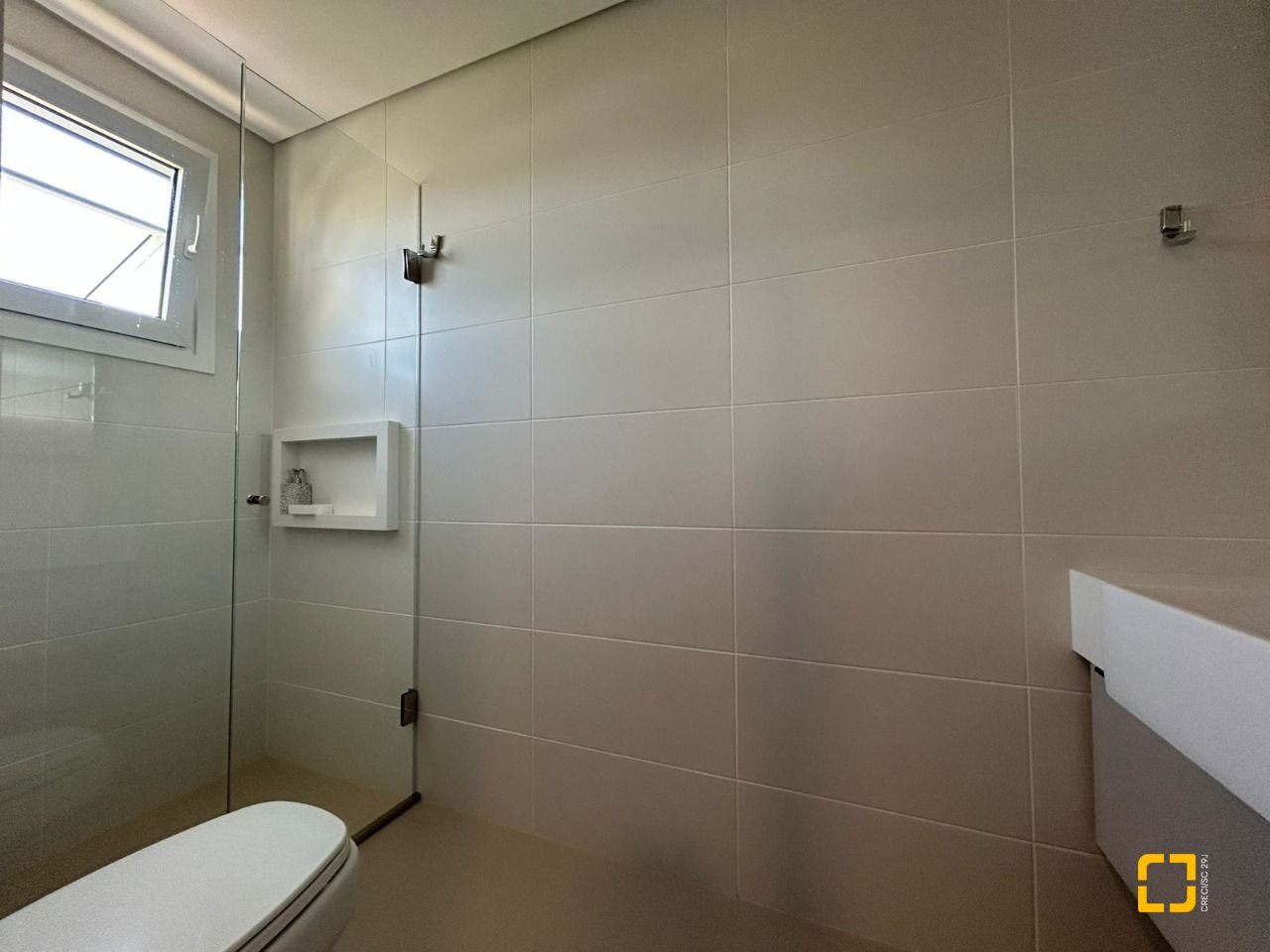 Cobertura com 289m², 3 quartos (sendo 3 suítes), 4 garagens, no bairro Estreito em Florianópolis