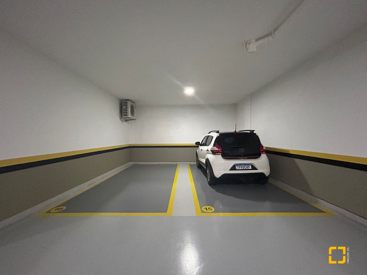 Cobertura com 289m², 3 quartos (sendo 3 suítes), 4 garagens, no bairro Estreito em Florianópolis