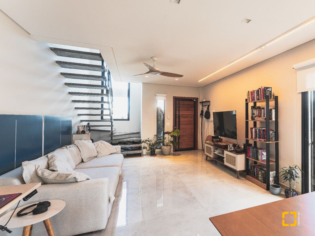 Casa com 160m², 4 quartos (sendo 1 suíte), 2 garagens, no bairro Campeche em Florianópolis