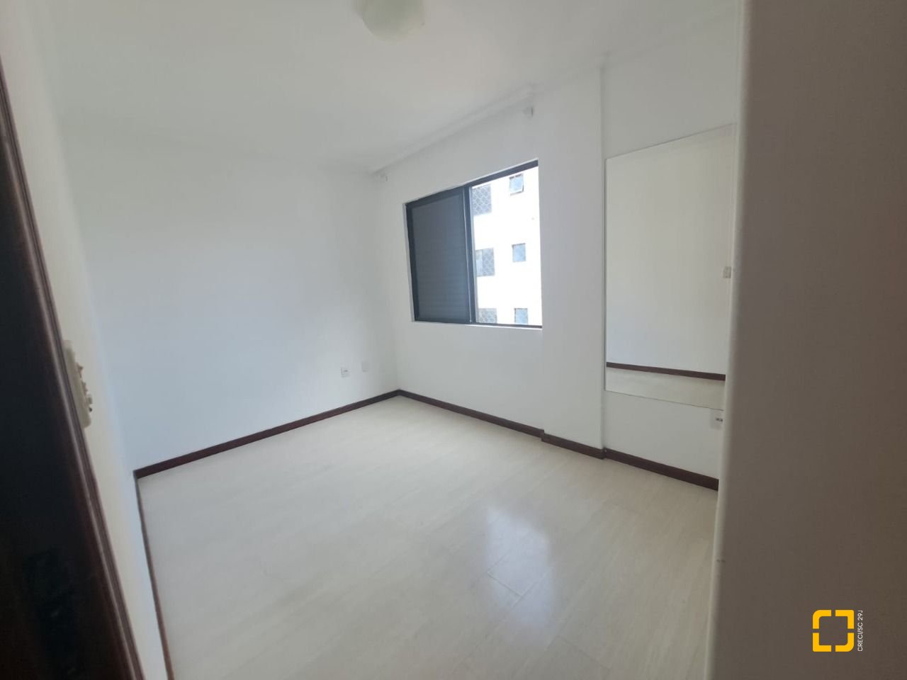 Apartamento com 100m², 4 quartos (sendo 1 suíte), 1 garagem, no bairro Balneário em Florianópolis