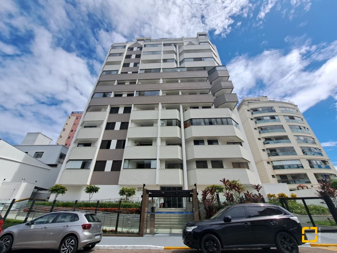 Apartamento com 100m², 4 quartos (sendo 1 suíte), 1 garagem, no bairro Balneário em Florianópolis