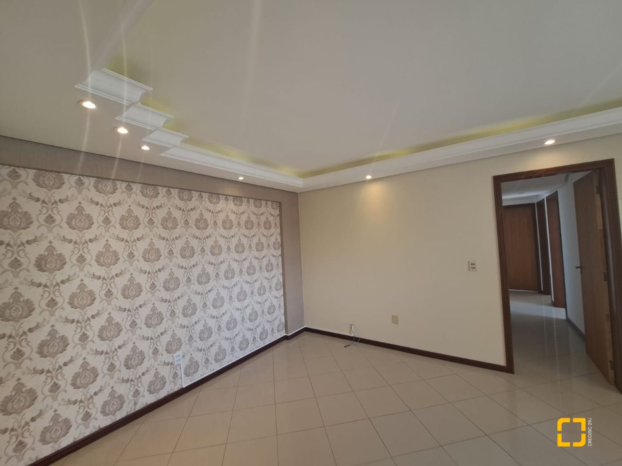 Apartamento com 100m², 4 quartos (sendo 1 suíte), 1 garagem, no bairro Balneário em Florianópolis