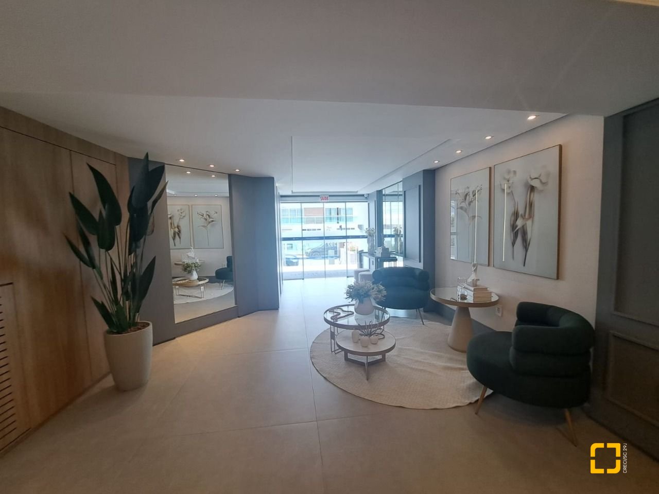 Apartamento com 100m², 4 quartos (sendo 1 suíte), 1 garagem, no bairro Balneário em Florianópolis