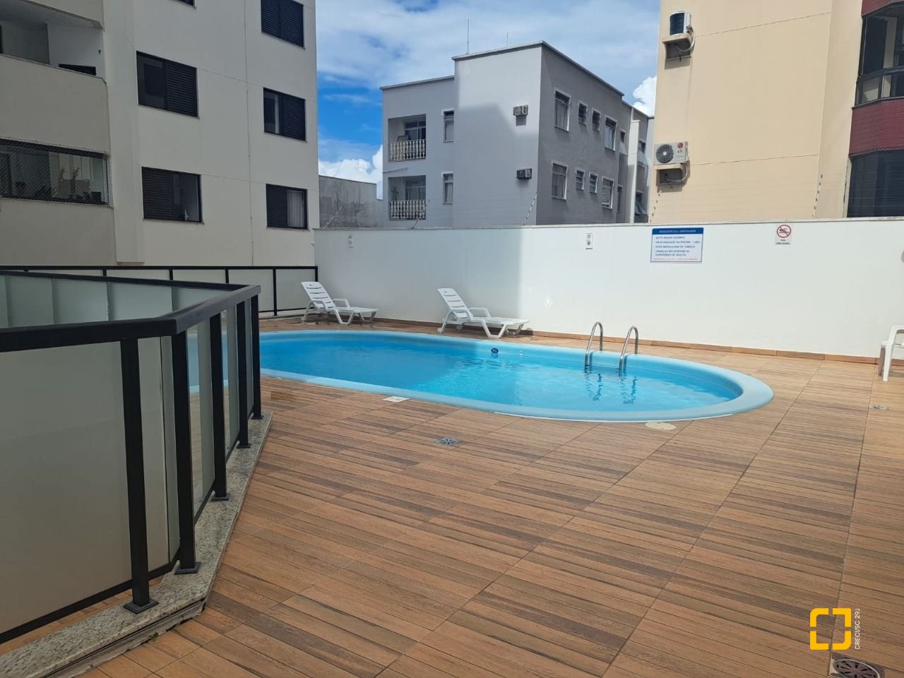 Apartamento com 100m², 4 quartos (sendo 1 suíte), 1 garagem, no bairro Balneário em Florianópolis