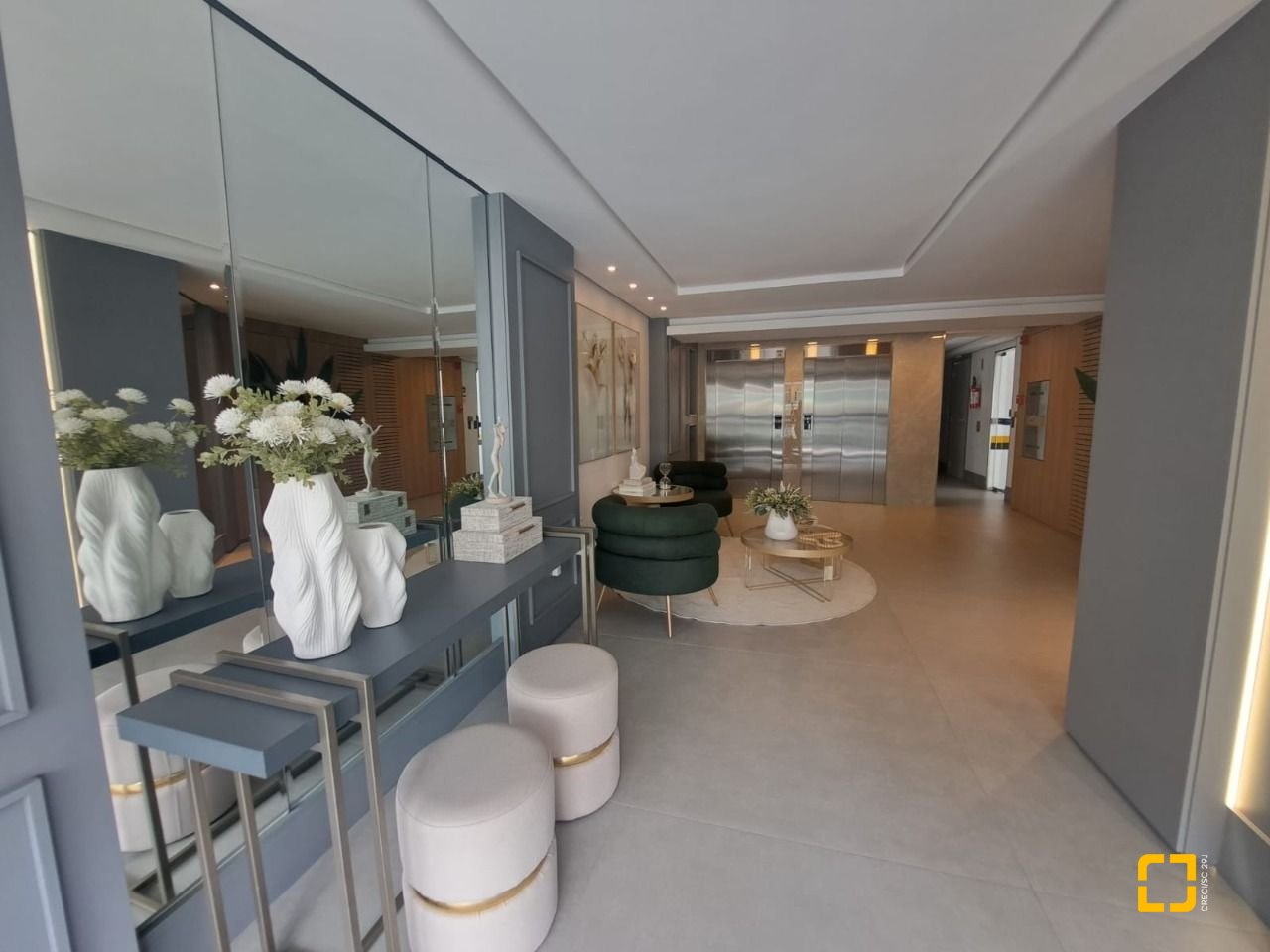 Apartamento com 100m², 4 quartos (sendo 1 suíte), 1 garagem, no bairro Balneário em Florianópolis