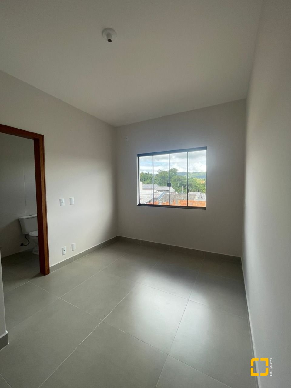 Casa com 85m², 4 quartos (sendo 2 suítes), 2 garagens, no bairro Bela Vista em Palhoça