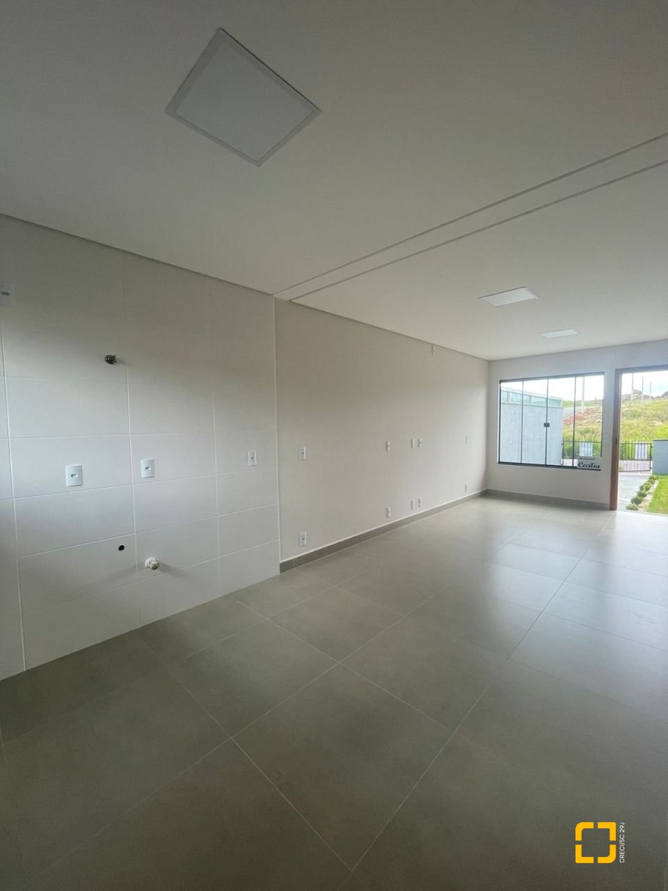 Casa com 85m², 4 quartos (sendo 2 suítes), 2 garagens, no bairro Bela Vista em Palhoça