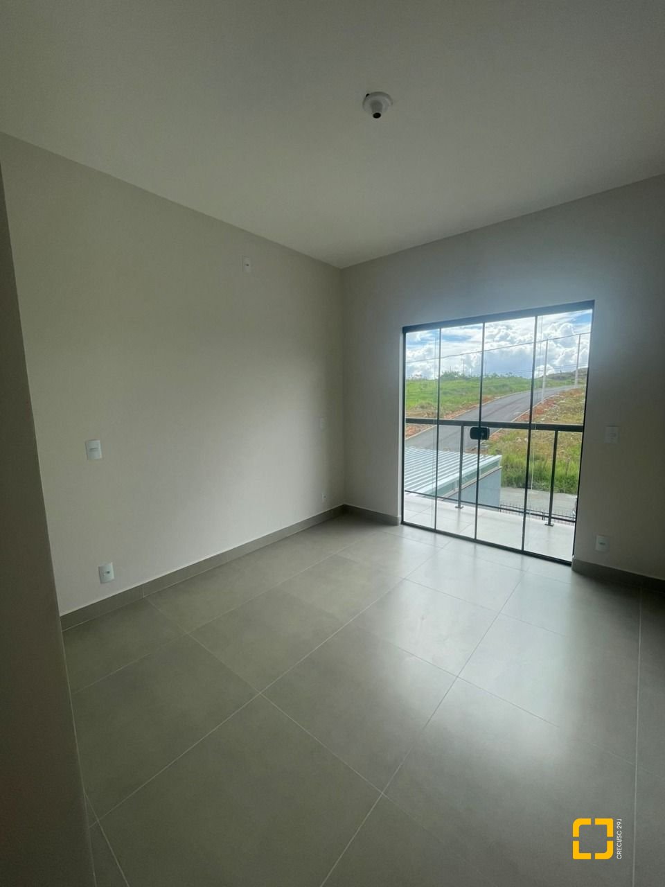 Casa com 85m², 4 quartos (sendo 2 suítes), 2 garagens, no bairro Bela Vista em Palhoça