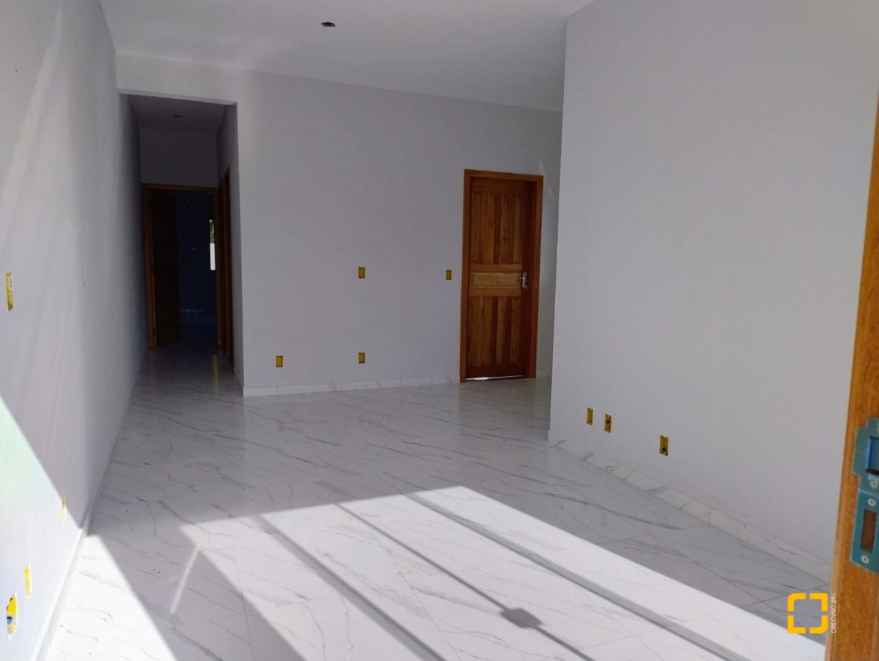 Casa com 60m², 2 quartos (sendo 1 suíte), 1 garagem, no bairro Barra do Aririú em Palhoça