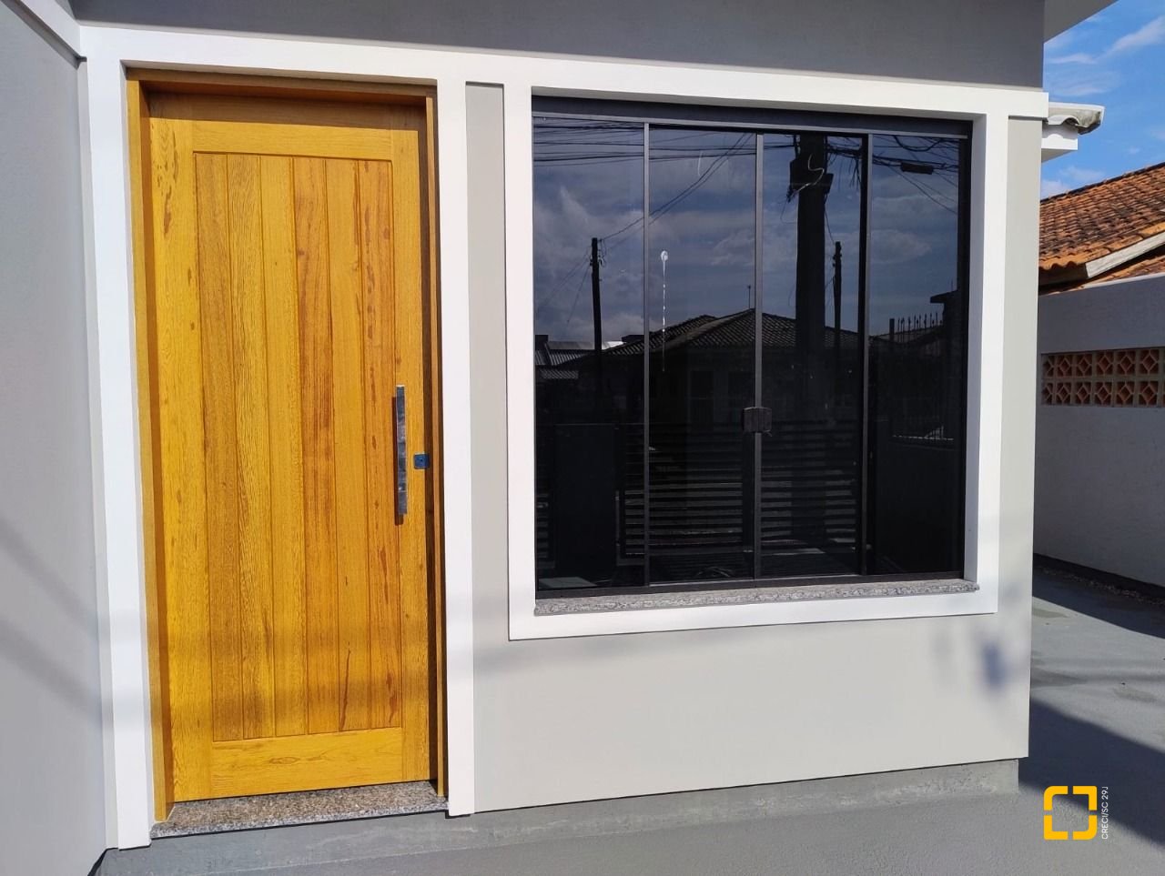 Casa com 60m², 2 quartos (sendo 1 suíte), 1 garagem, no bairro Barra do Aririú em Palhoça