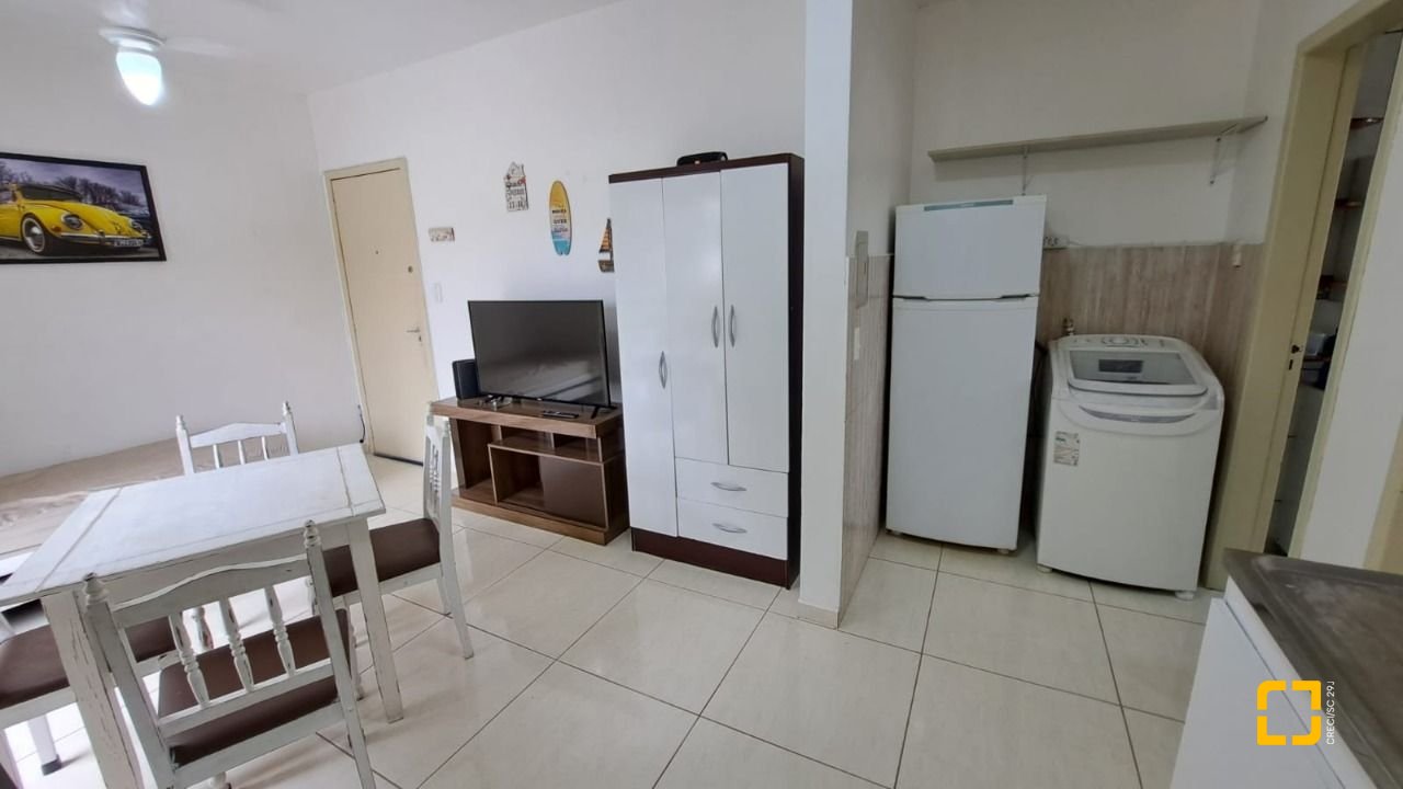 Apartamento com 40m², 1 quarto, 1 garagem, no bairro Canasvieiras em Florianópolis