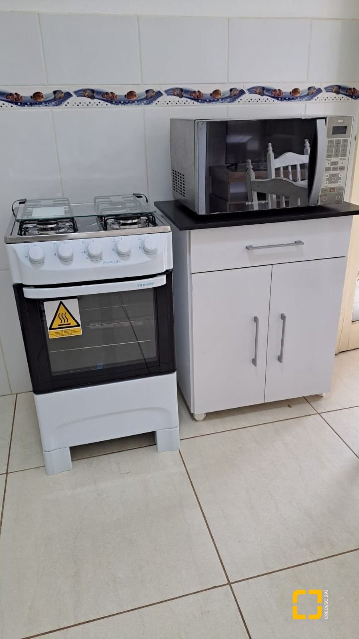 Apartamento com 40m², 1 quarto, 1 garagem, no bairro Canasvieiras em Florianópolis