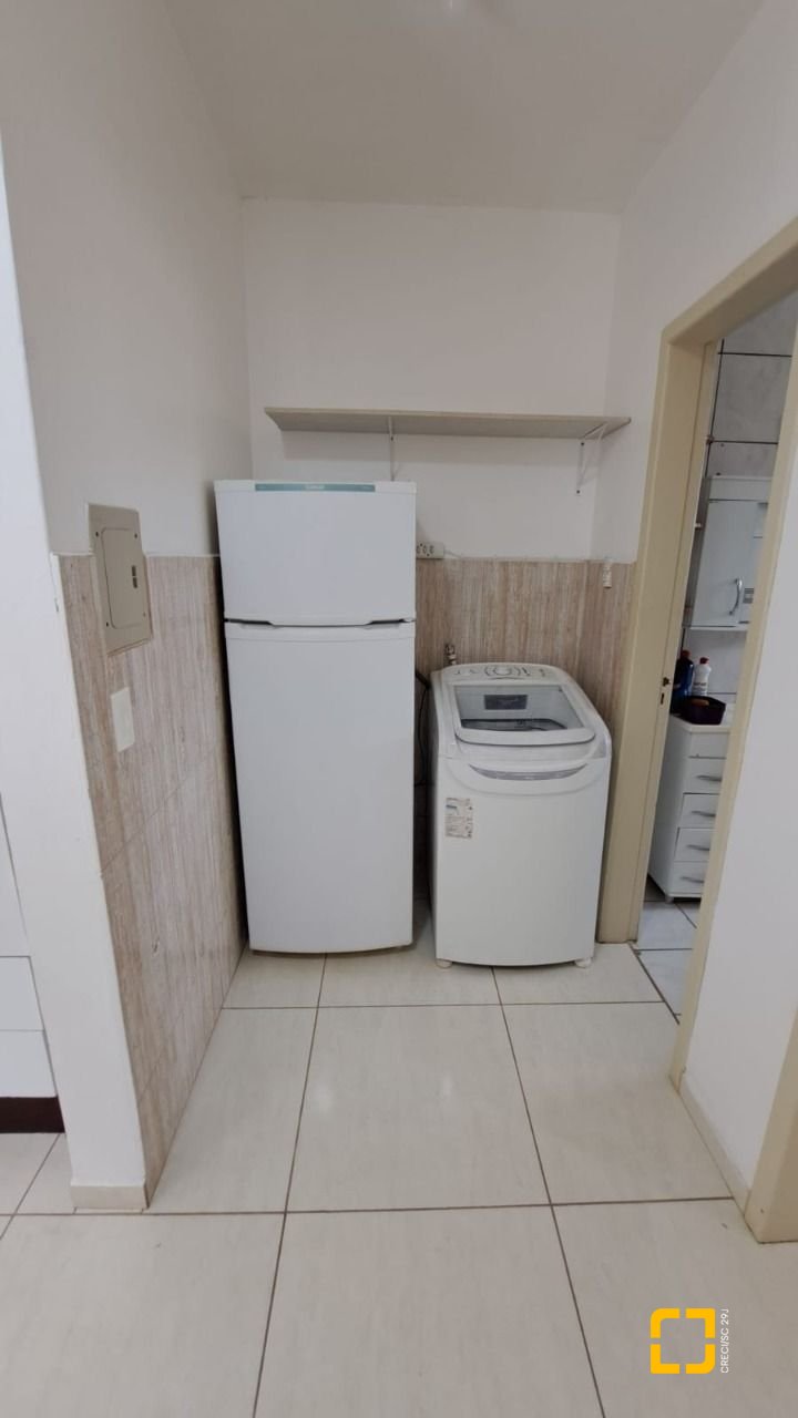 Apartamento com 40m², 1 quarto, 1 garagem, no bairro Canasvieiras em Florianópolis