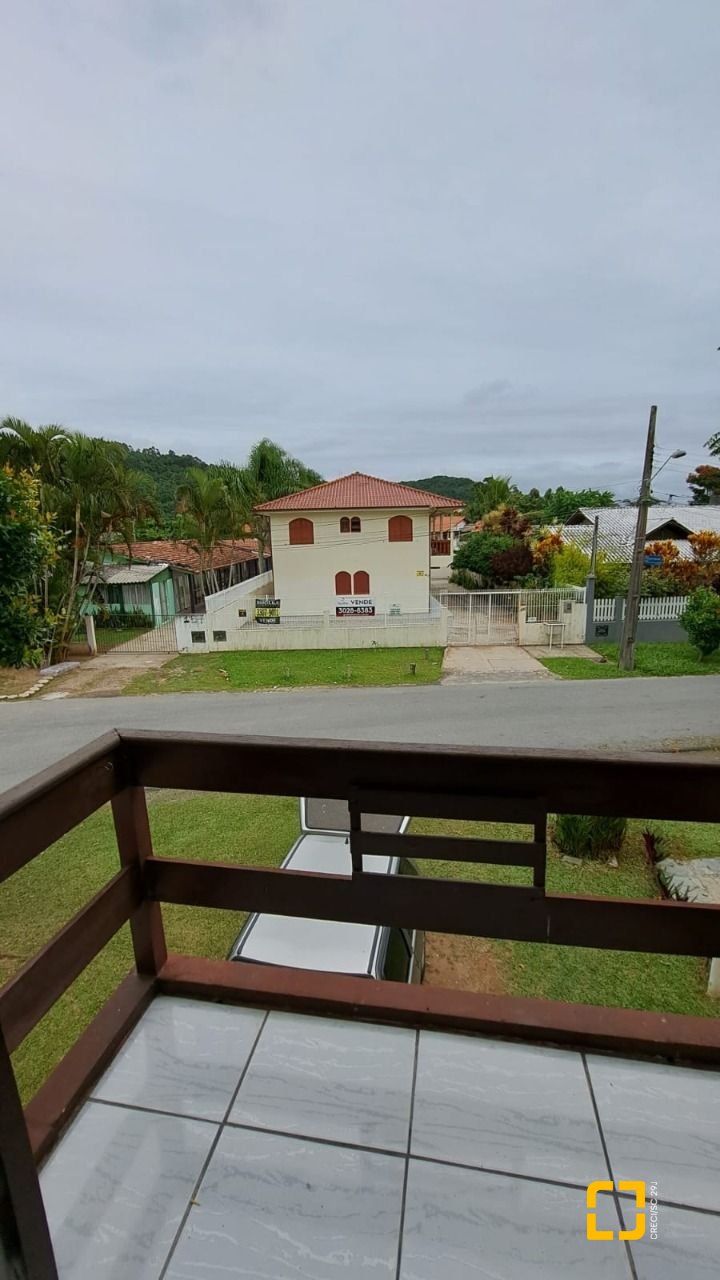 Apartamento com 40m², 1 quarto, 1 garagem, no bairro Canasvieiras em Florianópolis
