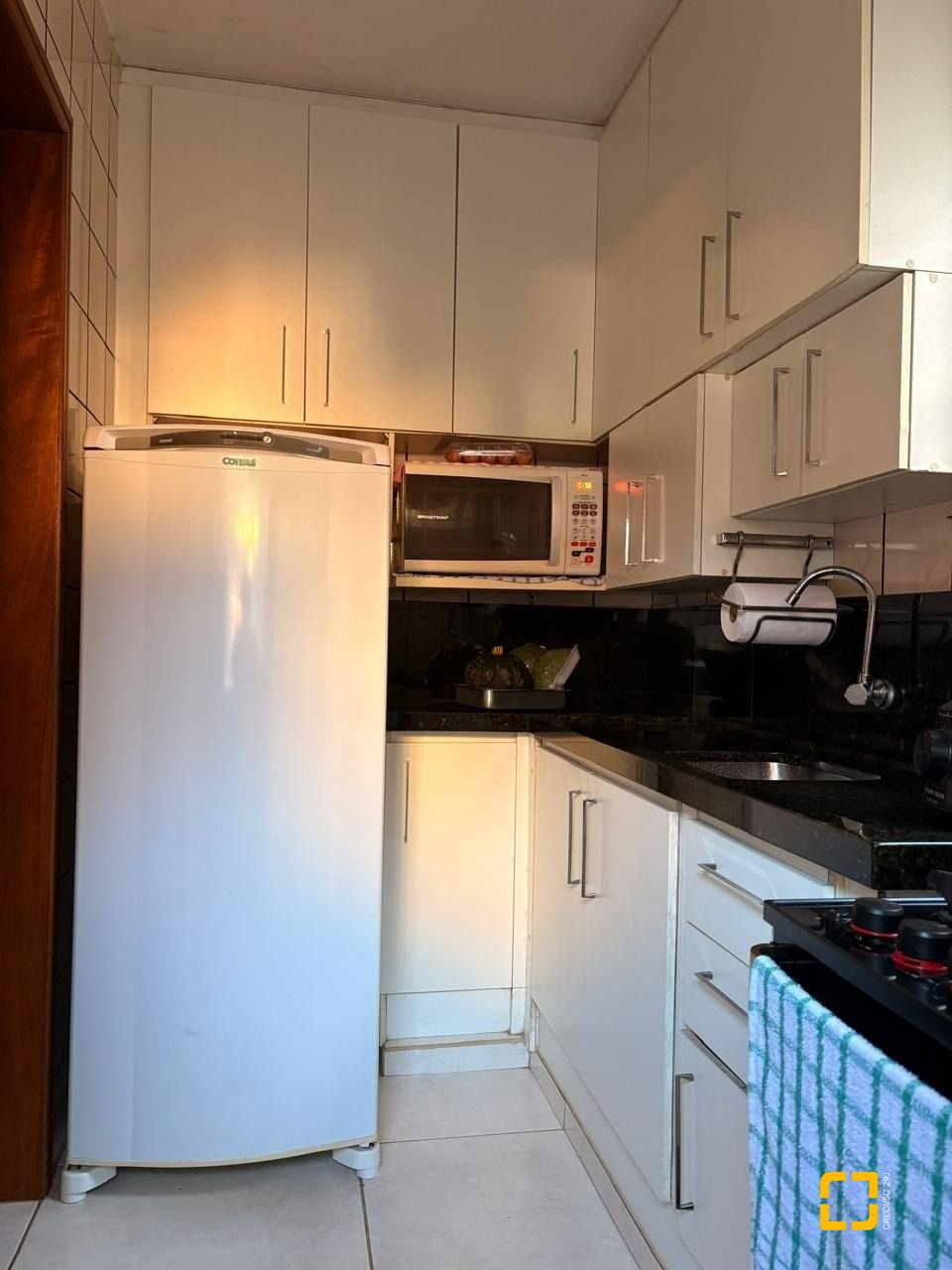 Apartamento com 47m², 1 quarto, 1 garagem, no bairro Canasvieiras em Florianópolis