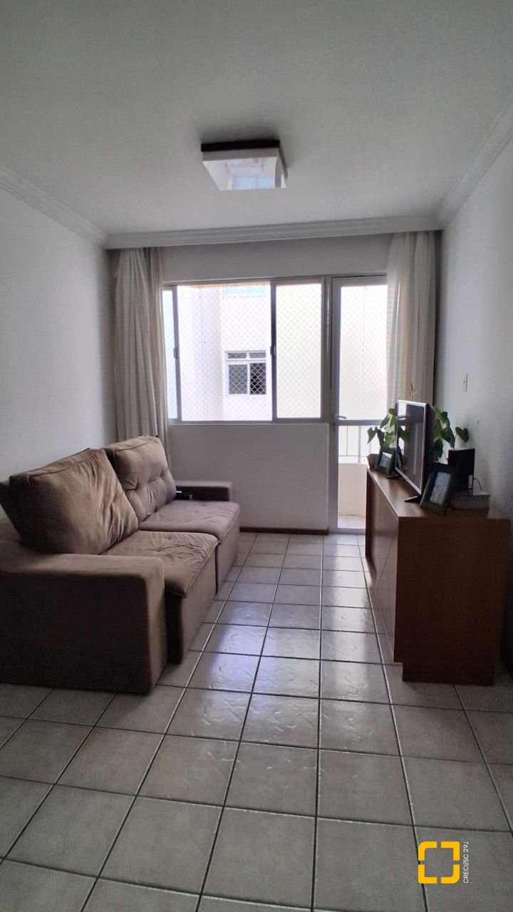 Apartamento com 96m², 4 quartos (sendo 1 suíte), 1 garagem, no bairro Trindade em Florianópolis